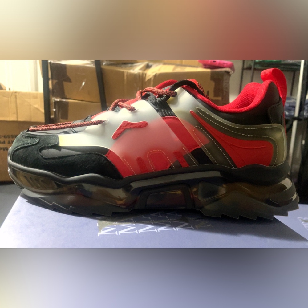 Mazino Artic Black/Red sneakers